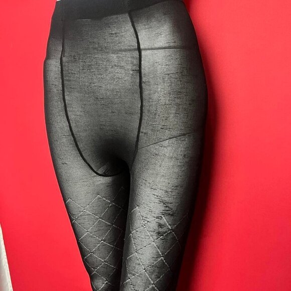 Diamond patterned tights ๐ค๐คโโโโ - Picture 3 of 3